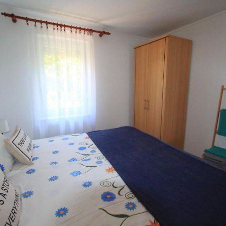 דראמליי Velebit Apartments מראה חיצוני תמונה