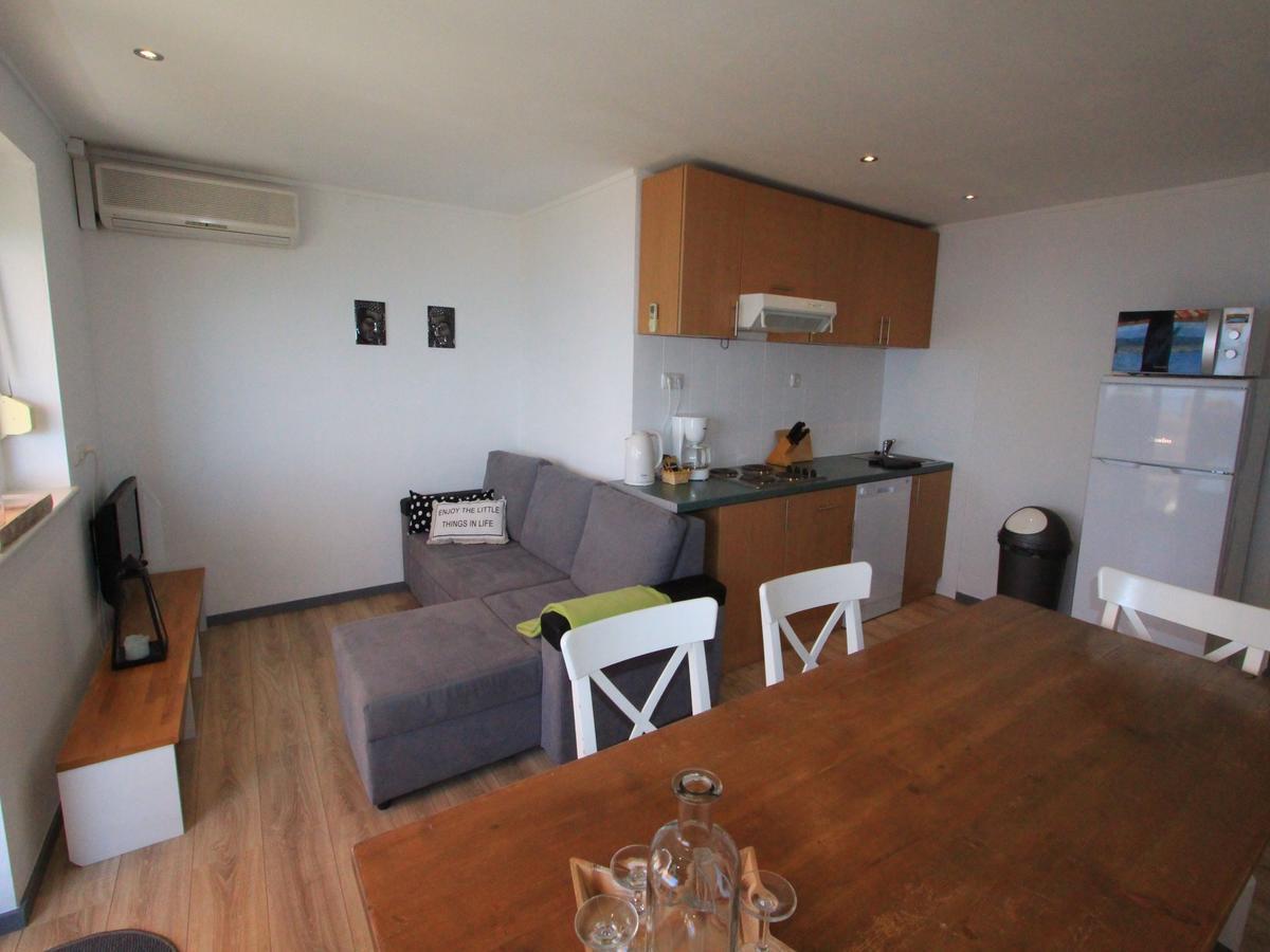 דראמליי Velebit Apartments מראה חיצוני תמונה